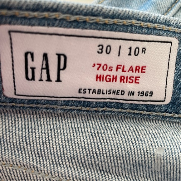 GAP NWT  70’s Flare High Rise, blue jeans, size 30/10R - Picture 6 of 6